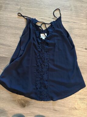 Lace-Trim Navy Camisole Tank Top - Women